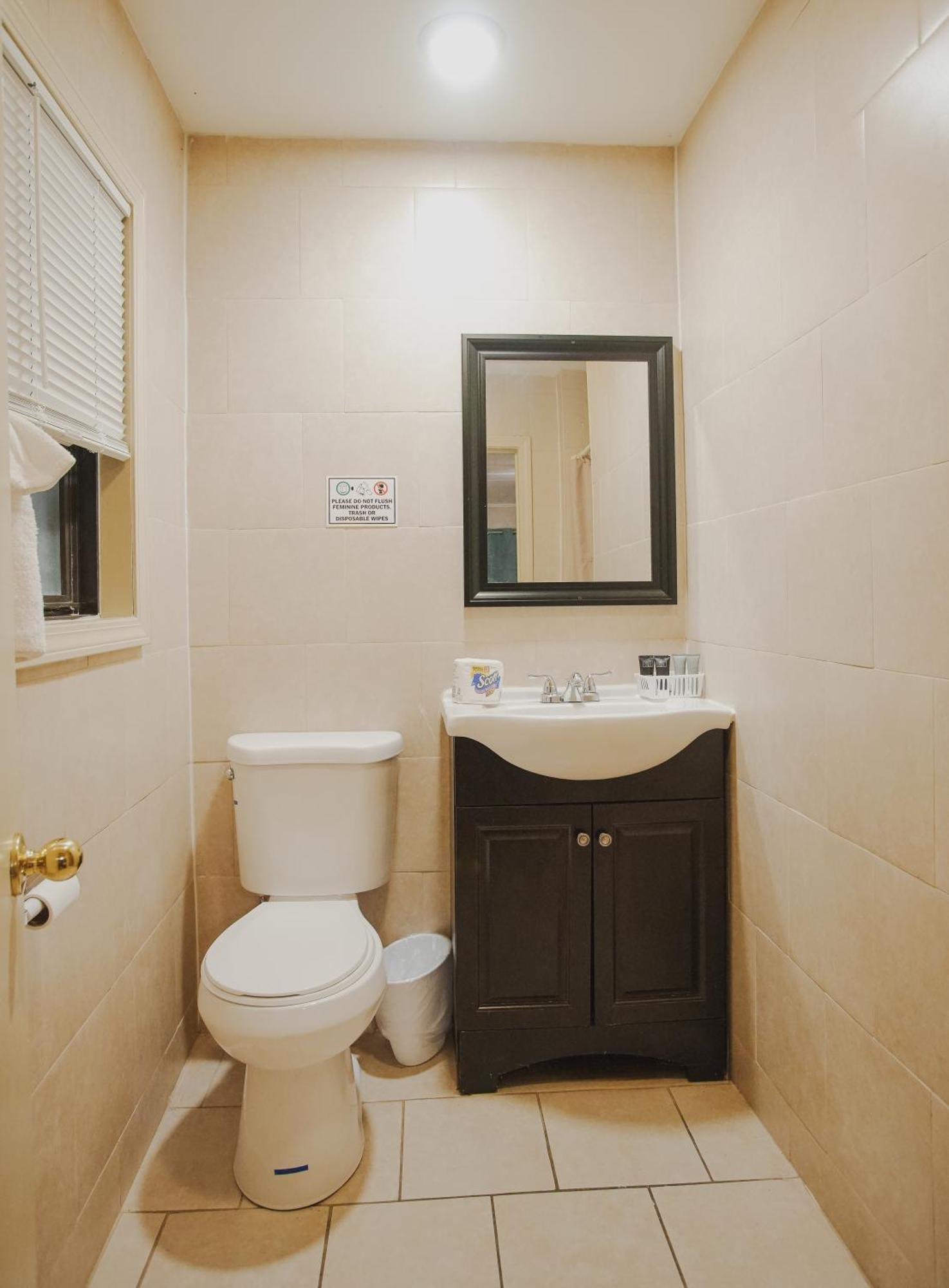 Falls View Inn 尼亚加拉瀑布 外观 照片